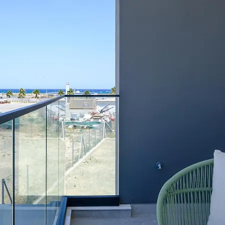 Artemis 106 - Seaside Stories Livadhia