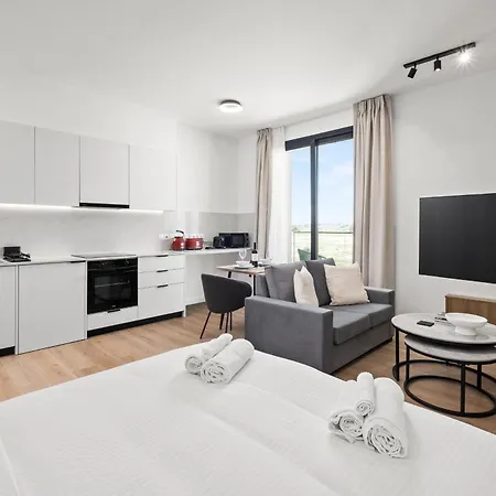 Artemis 106 - Seaside Stories *