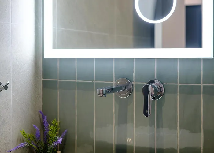 Artemis 106 - Seaside Stories *