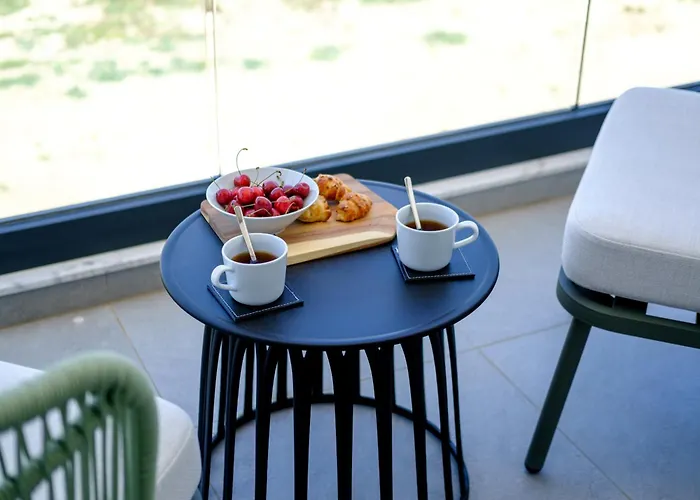 Artemis 106 - Seaside Stories